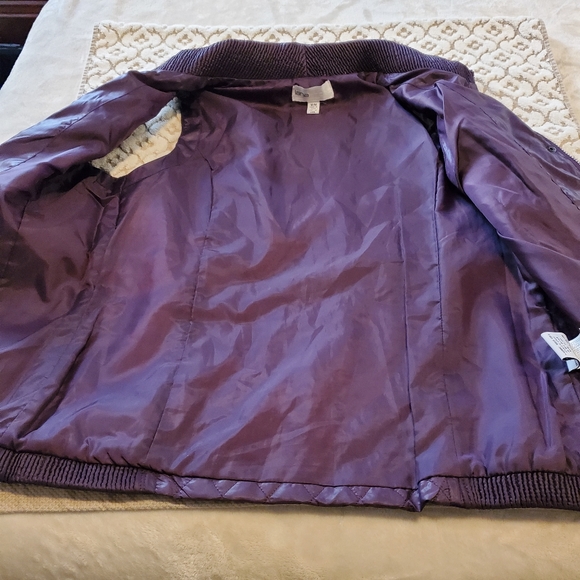 - ⬇️Lana Sport quilted vest with elasticized sides - Picture 7 of 10